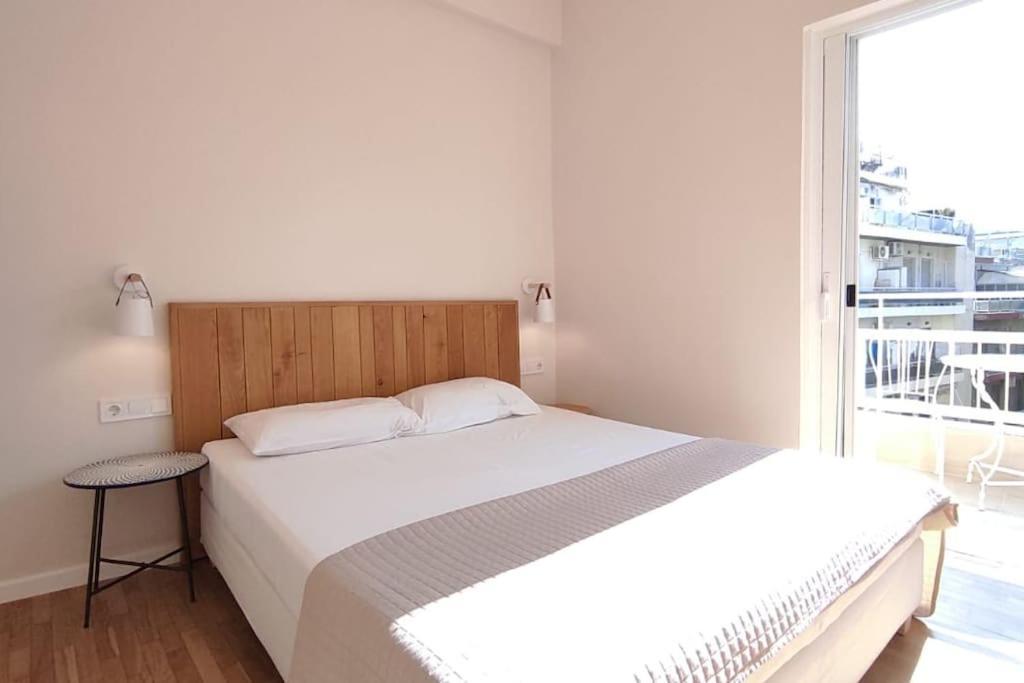 Harmony Suite In The Center Of Calamata Exterior foto